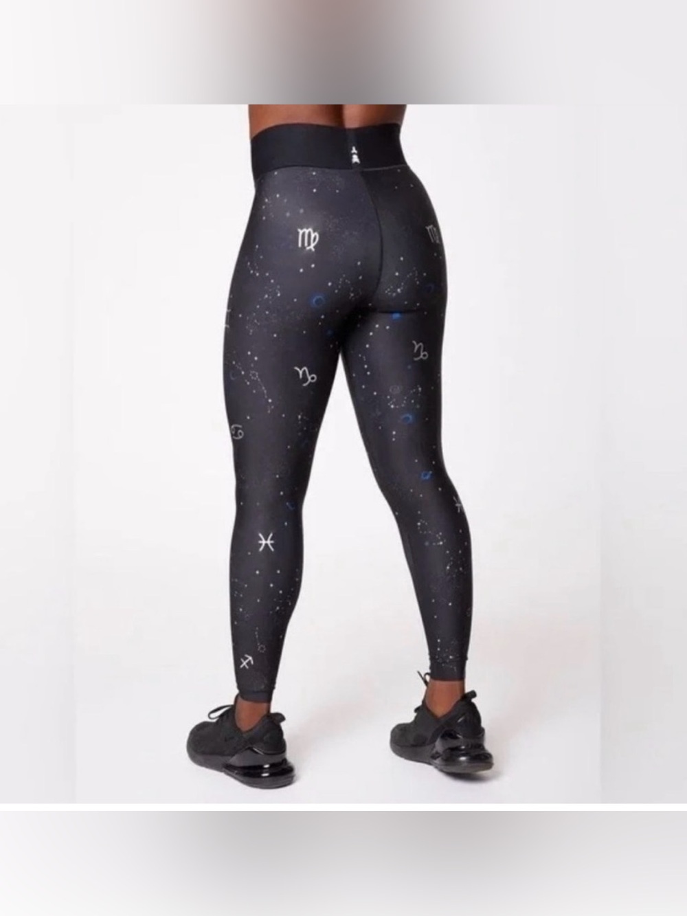 Ultracor Black Zodiac Symbol Leggings small NWOT soul cycle ultra performance